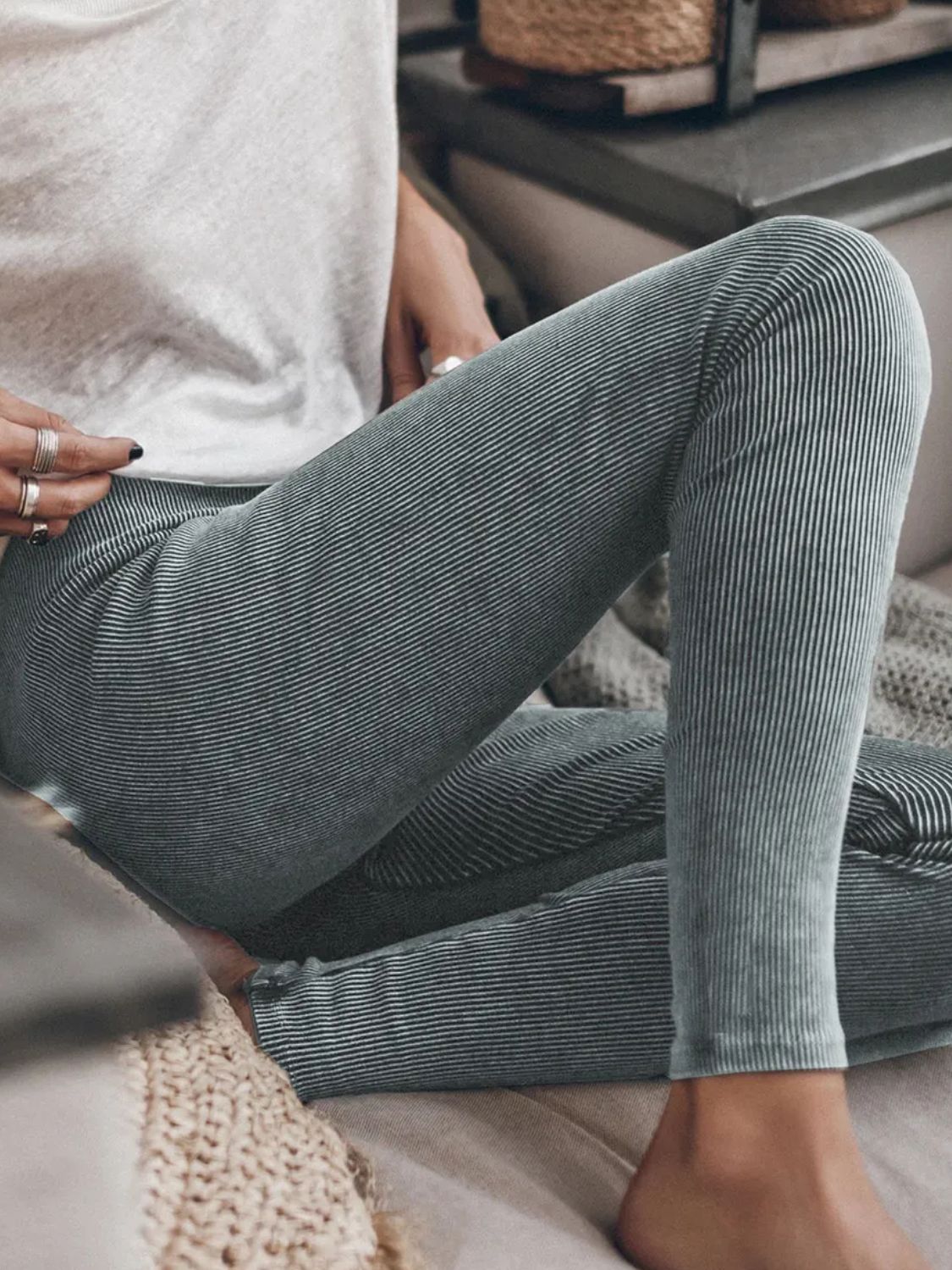 Ribbed Elastic Waist Leggings - NEWYORKLISTED
