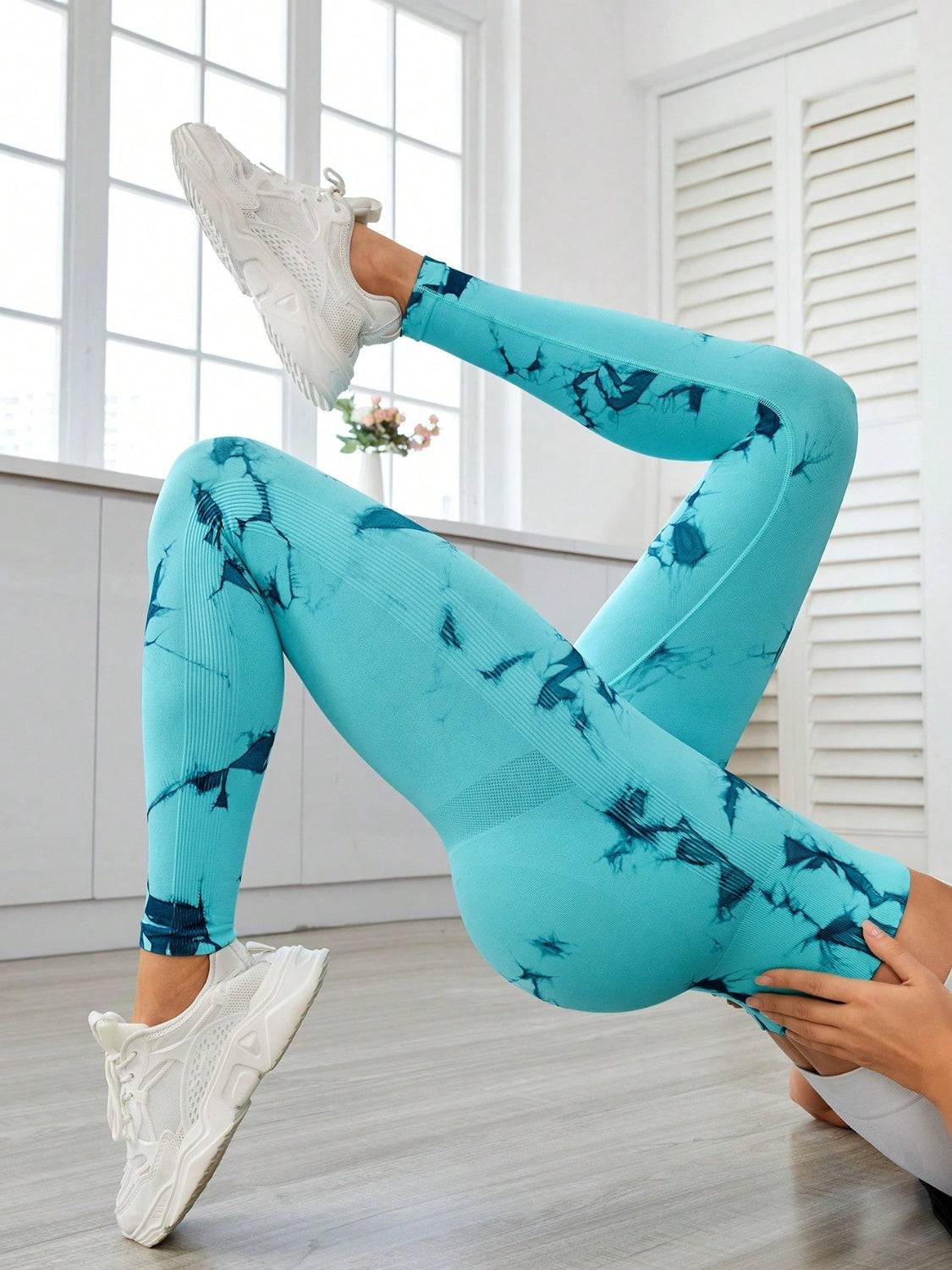 NEWYORKLISTED STYLE COLLECTION: Printed High Waist Active Leggings - NEWYORKLISTED