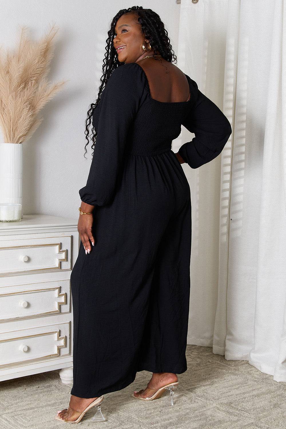 NEWYORKLISTED STYLE COLLECTION: Effortless Elegance Square Neck Jumpsuit with Pockets - NEWYORKLISTED