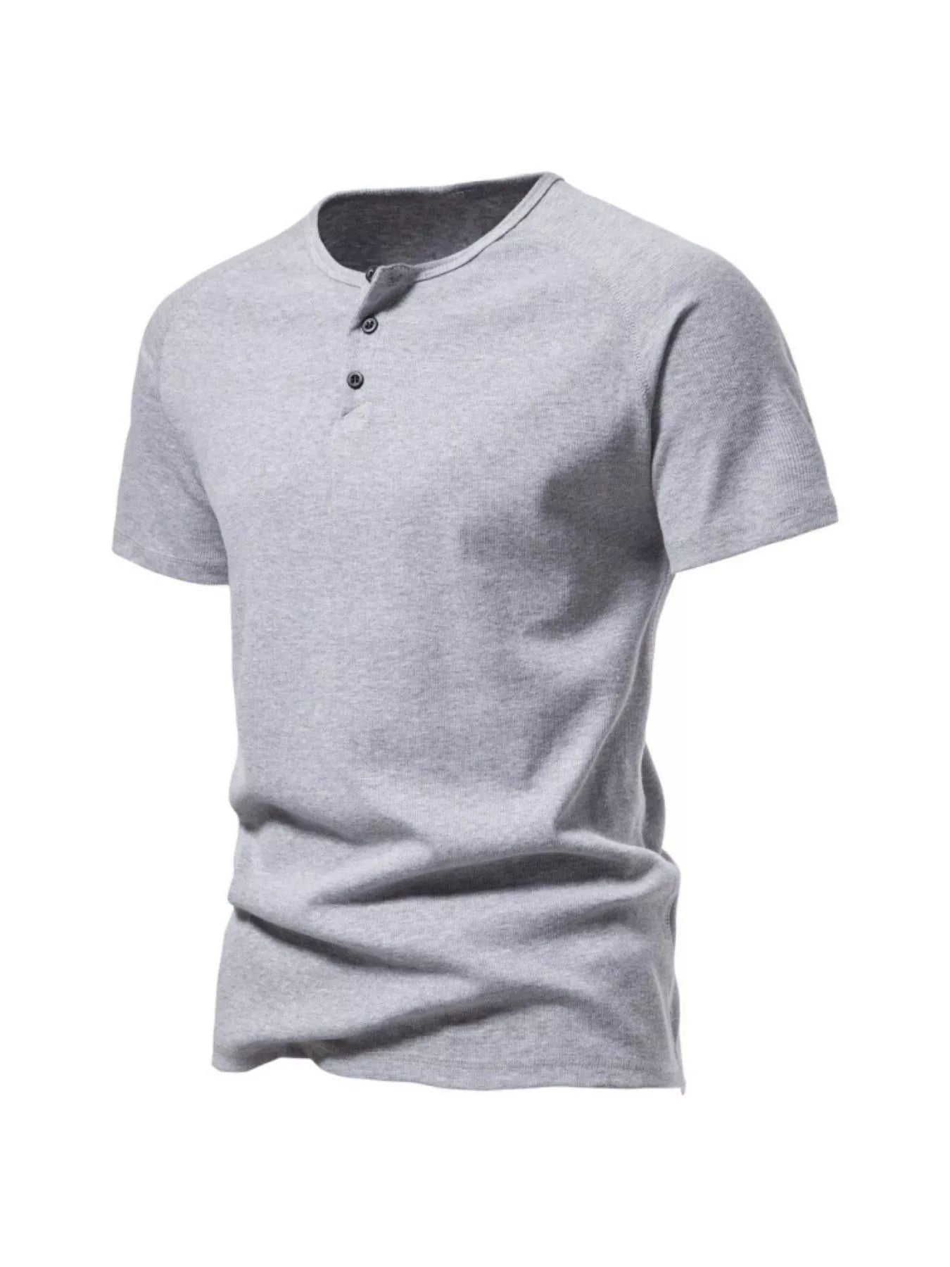 NEWYORKLISTED ATLAS MEN'S COLLECTION: Gray short-sleeve henley shirt on a white background