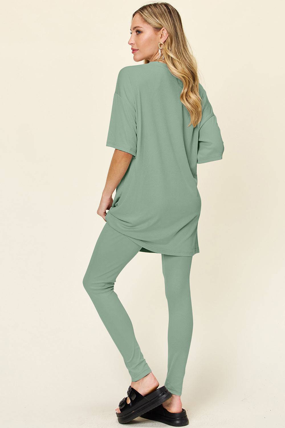 NEWYORKLISTED STYLE COLLECTION:  Round Neck Dropped Shoulder T-Shirt and Leggings Set - NEWYORKLISTED