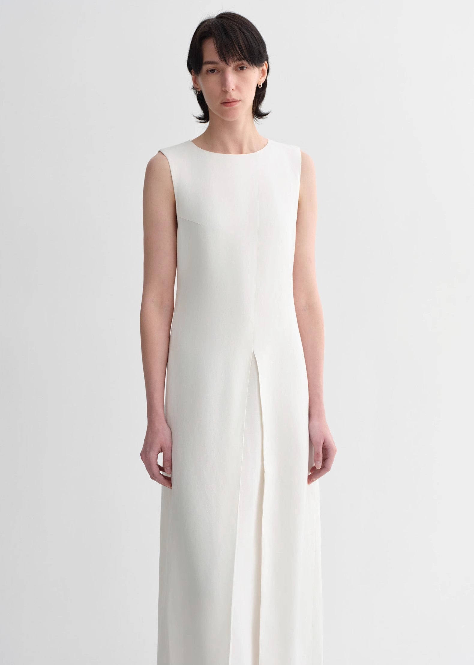 Mulberry Silk Sleeveless Round Neck Oblique Pleated A-Line White Dress - NEWYORKLISTED