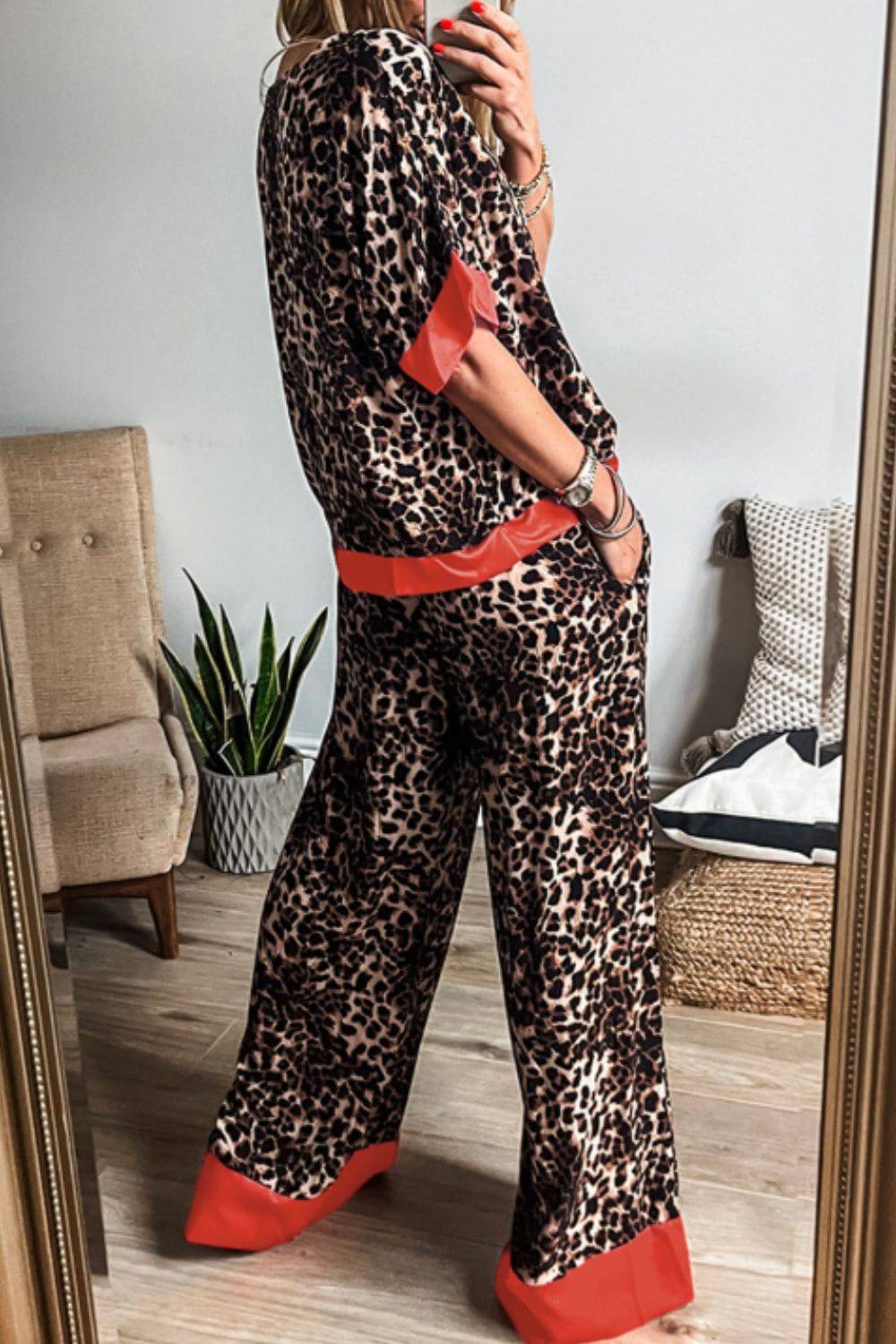 NEWYORKLISTED STYLE COLLECTION: Leopard Print Silky Top and Pants Lounge Set - NEWYORKLISTED