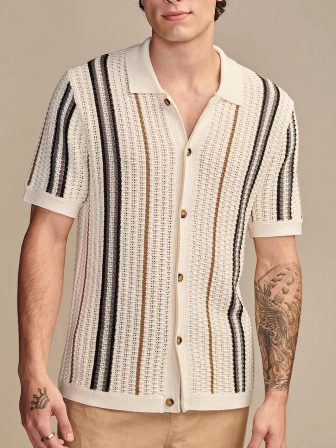 NEWYORKLISTED ATLAS MEN’S COLLECTION: Men’s Plus Size Striped Collared Neck Short Sleeve Shirt in Beige 