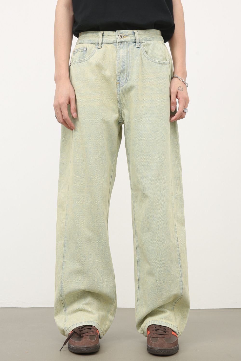 898eb55b-3d86-4754-ba95-dcb7e9717e6c-Max