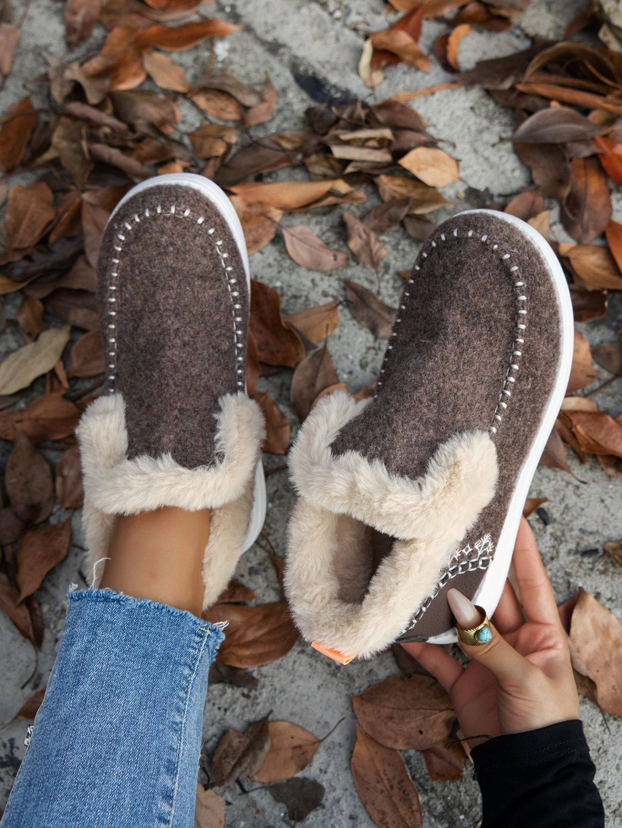 NEWYORKLISTED STYLE COLLECTION: Furry Suede Comfort Flats - NEWYORKLISTED