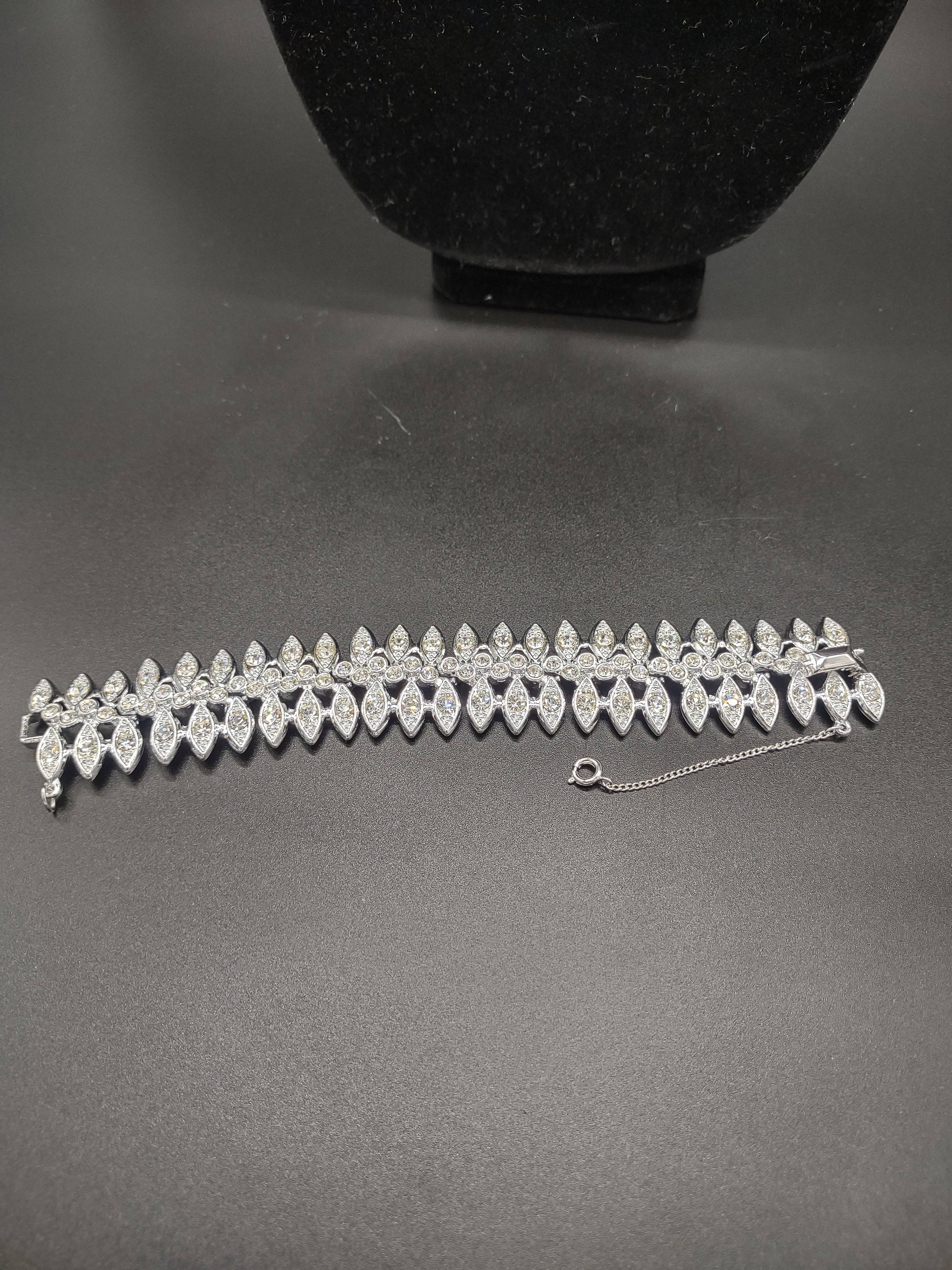 NEWYORKLISTED - Gorgeous Vintage Rhinestone Bracelet by Sarah Coventry - NEWYORKLISTED