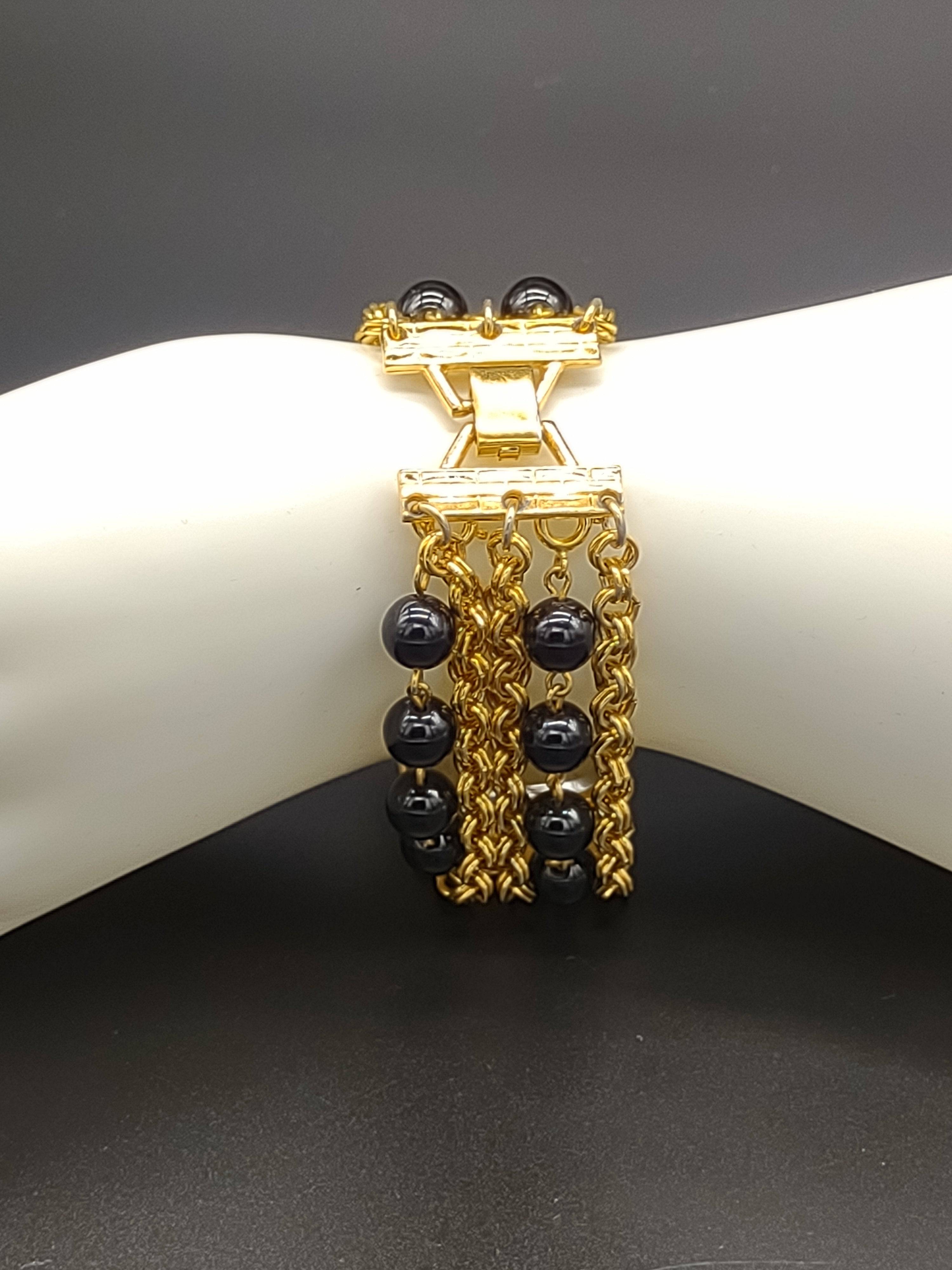 NEWYORKLISTED VINTAGE - Kenneth Jay Lane Gold Tone Faux Onyx Beads Bracelet Watch - NEWYORKLISTED