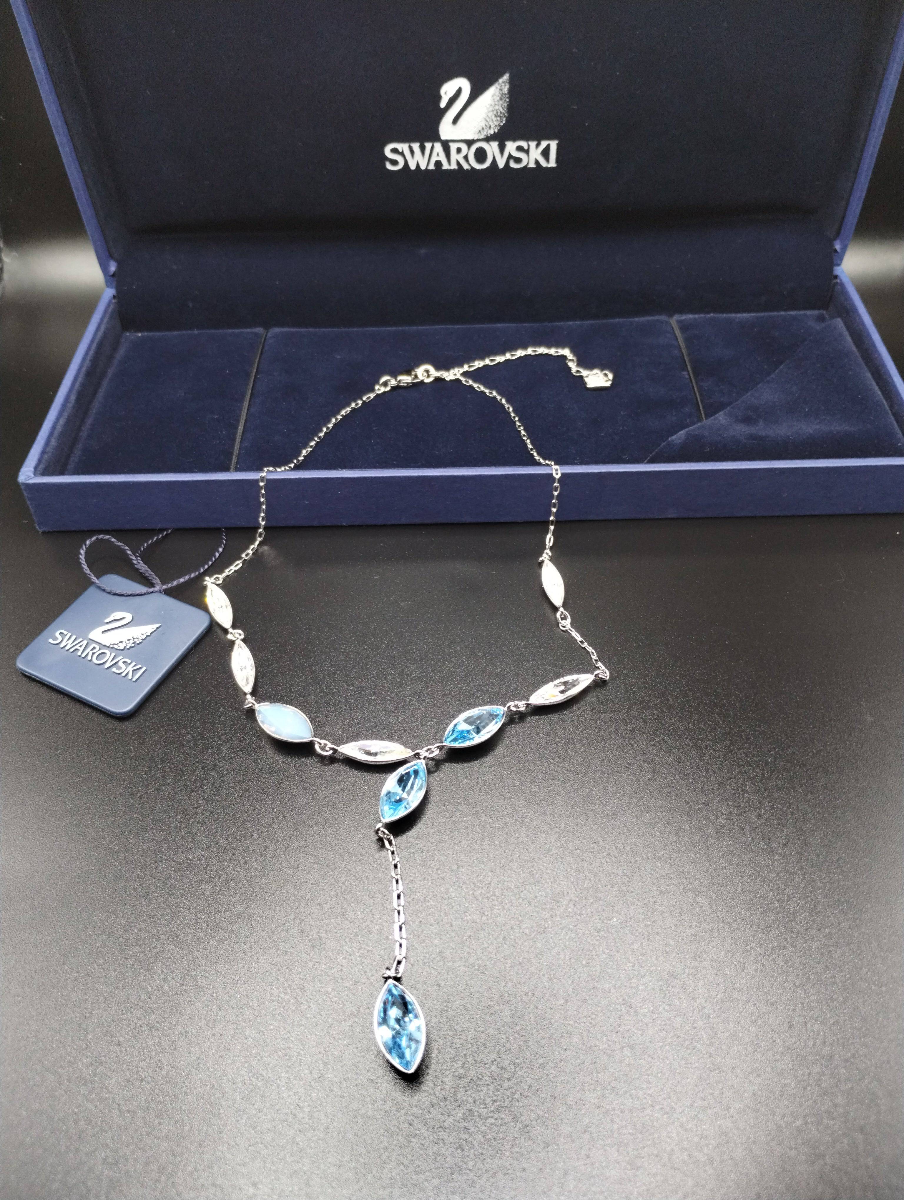 NEWYORKLISTED - Swarovski Crystal Necklace - NEWYORKLISTED