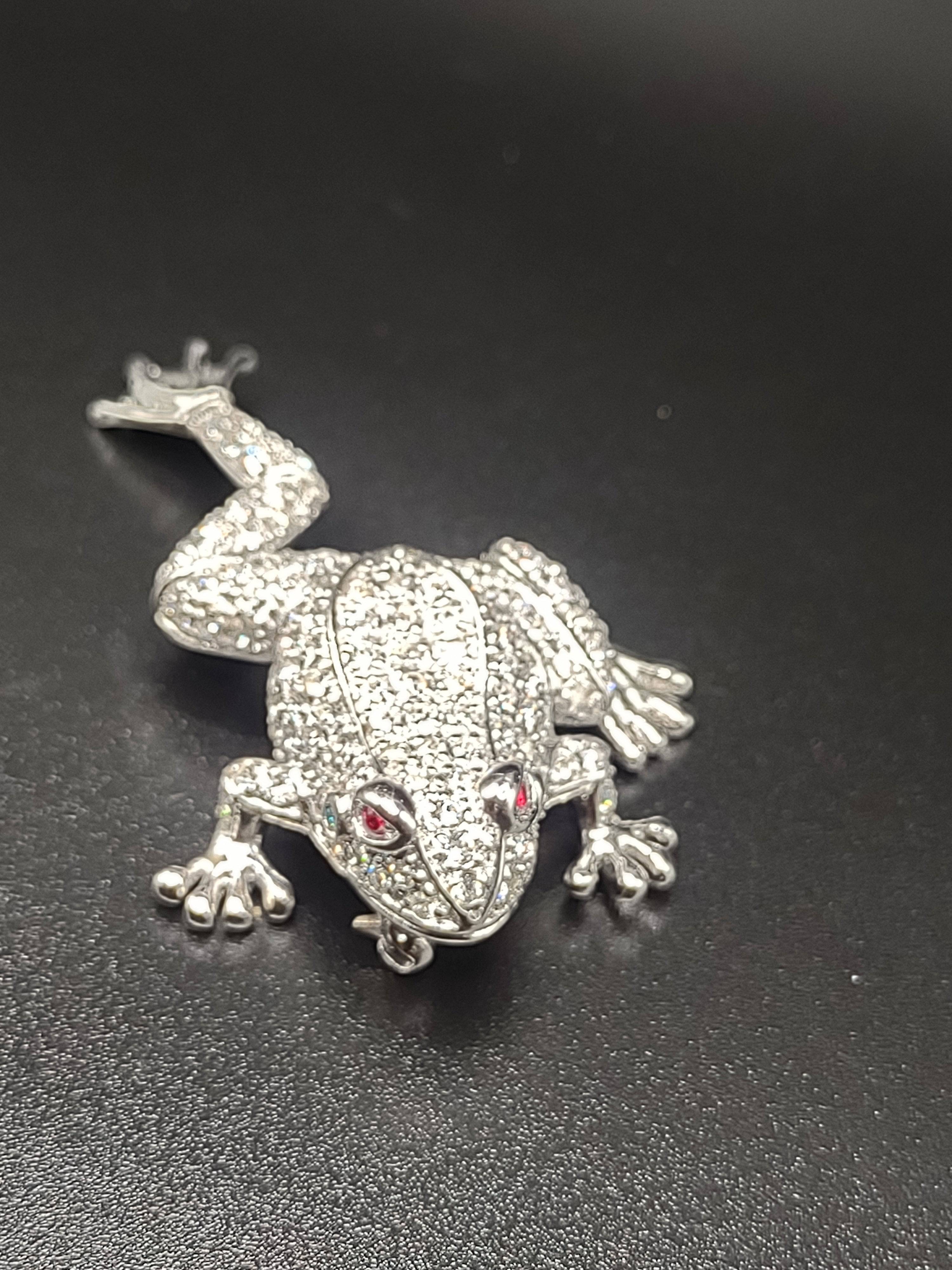 NEWYORKLISTED Vintage Jewelry - Sterling Silver Rhinestone Frog Brooch by Jenna Nicole - NEWYORKLISTED