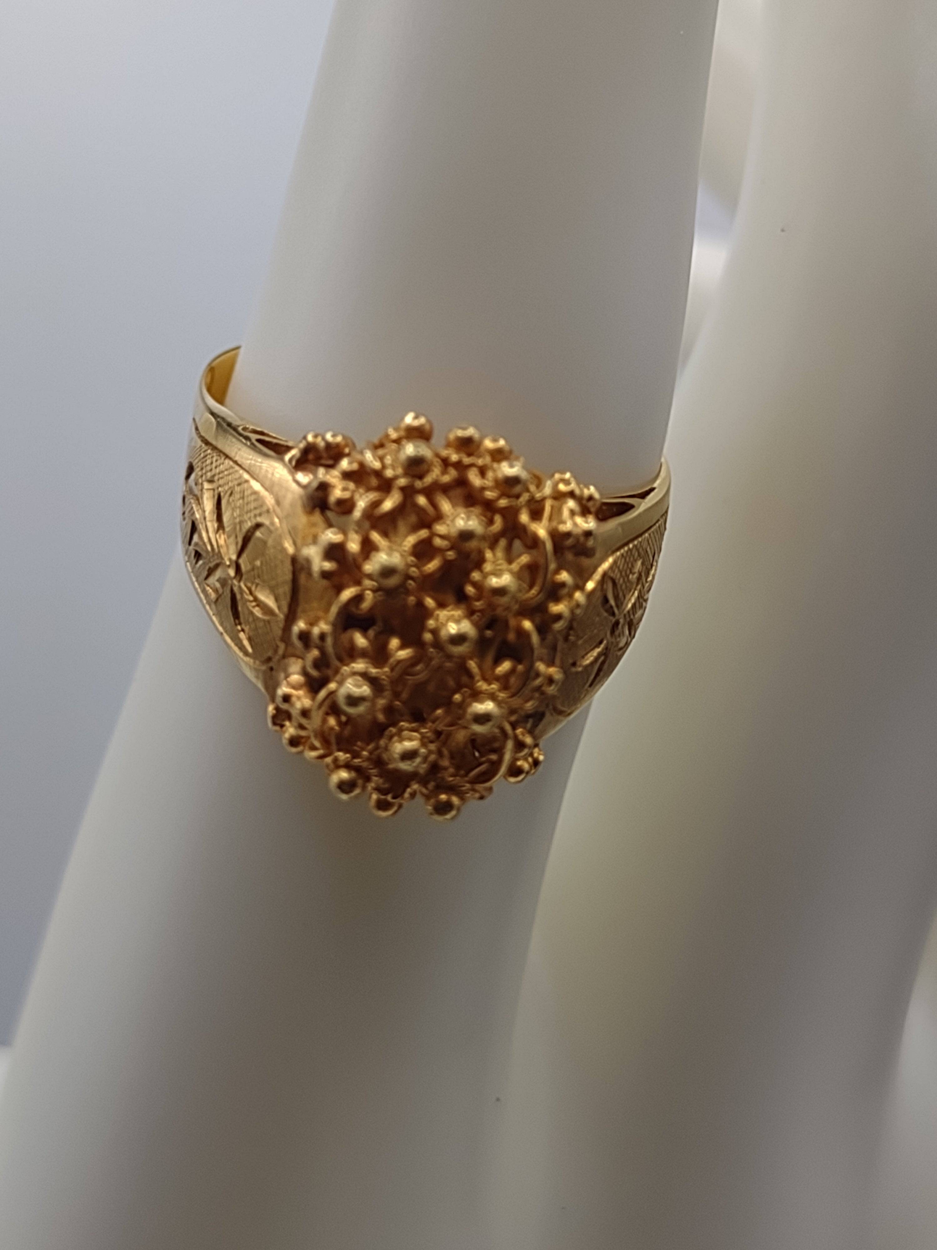 NEWYORKLISTED Vintage Jewelry Collection - Bollywood Bliss Gold Ring - NEWYORKLISTED