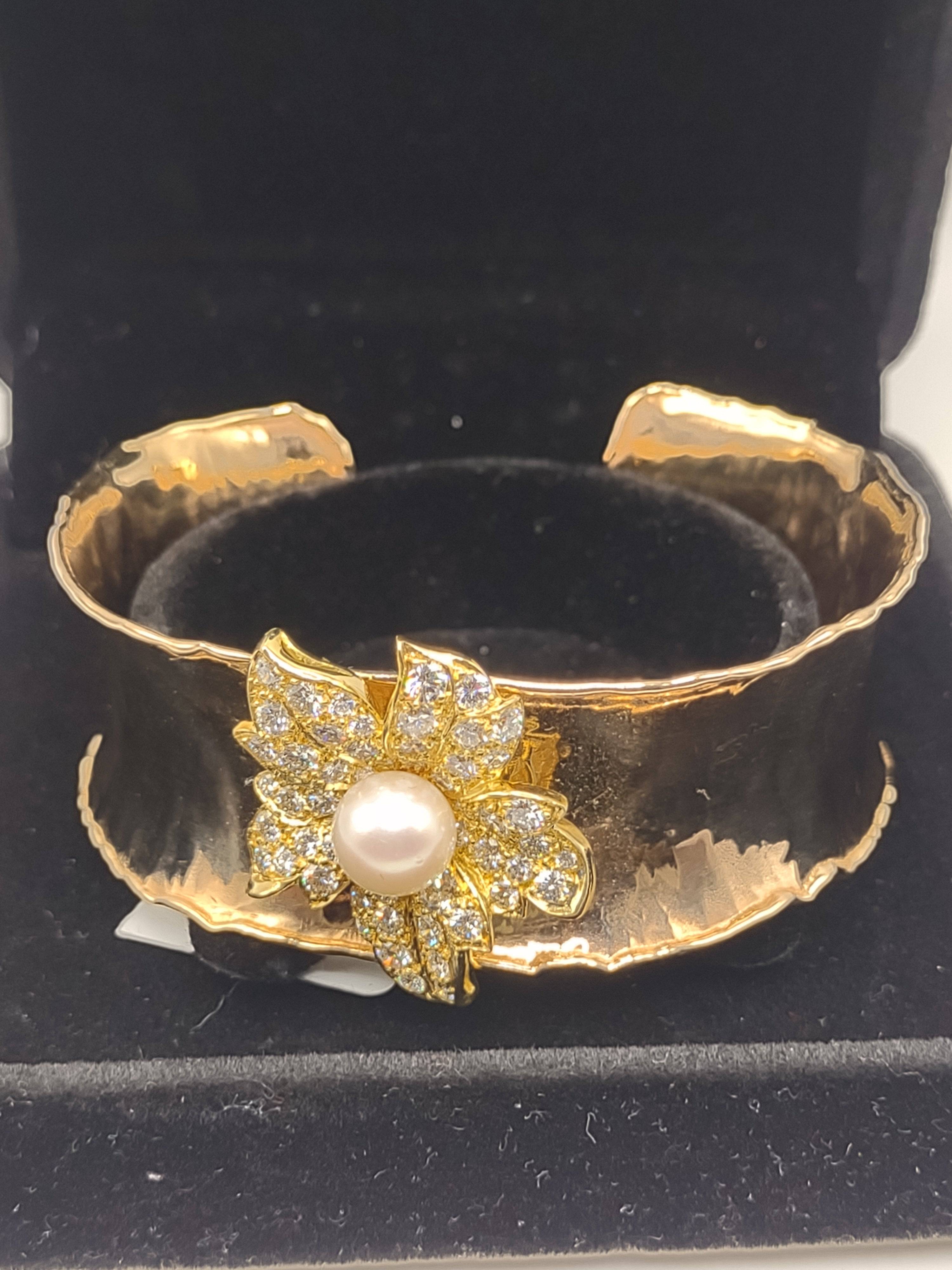 NEWYORKLISTED Vintage Jewelry Collection: The 18K Diamond &amp; Pearl Sunshine Cuff Bracelet – A Radiant Masterpiece - NEWYORKLISTED