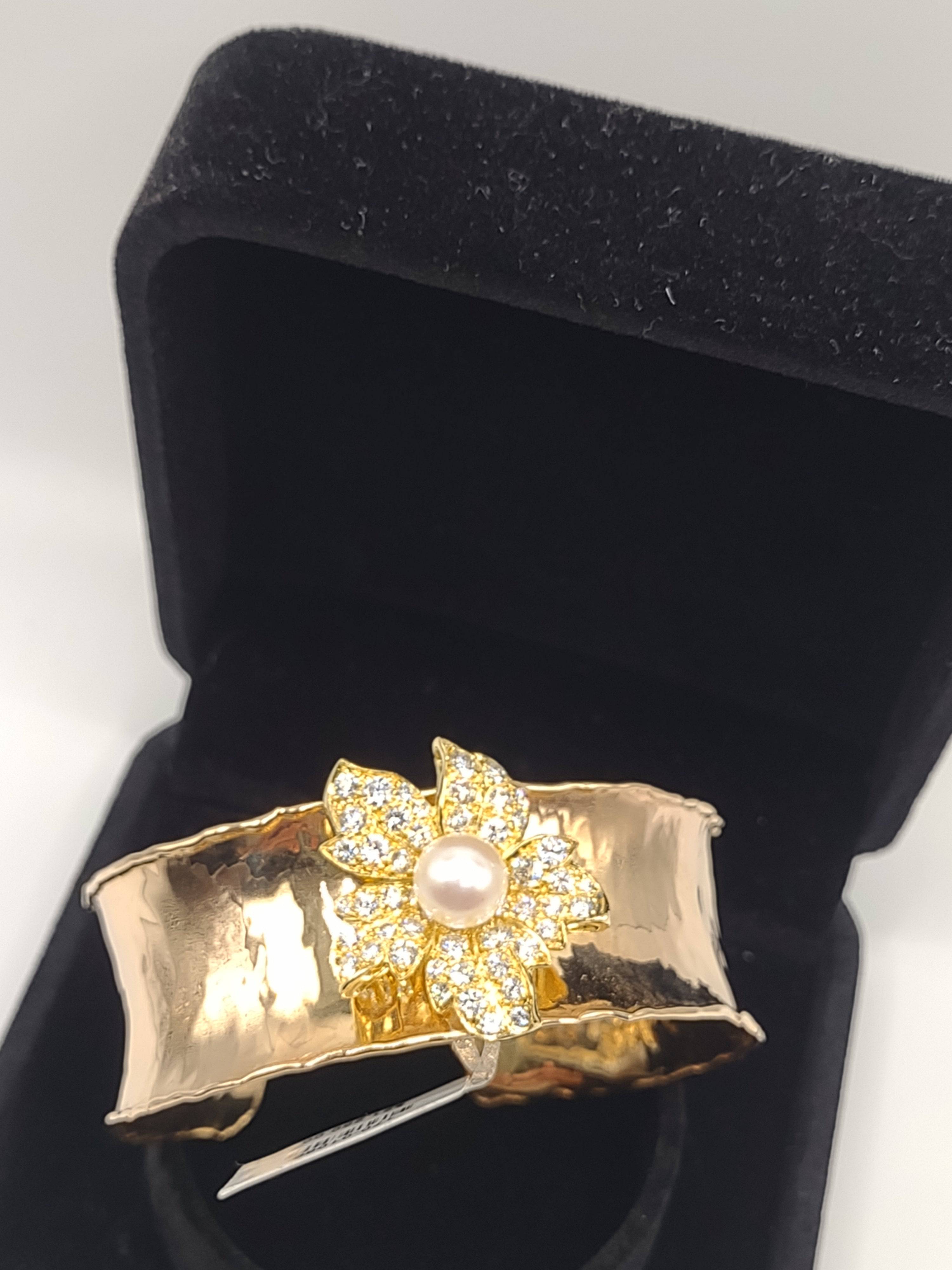 NEWYORKLISTED Vintage Jewelry Collection: The 18K Diamond &amp; Pearl Sunshine Cuff Bracelet – A Radiant Masterpiece - NEWYORKLISTED