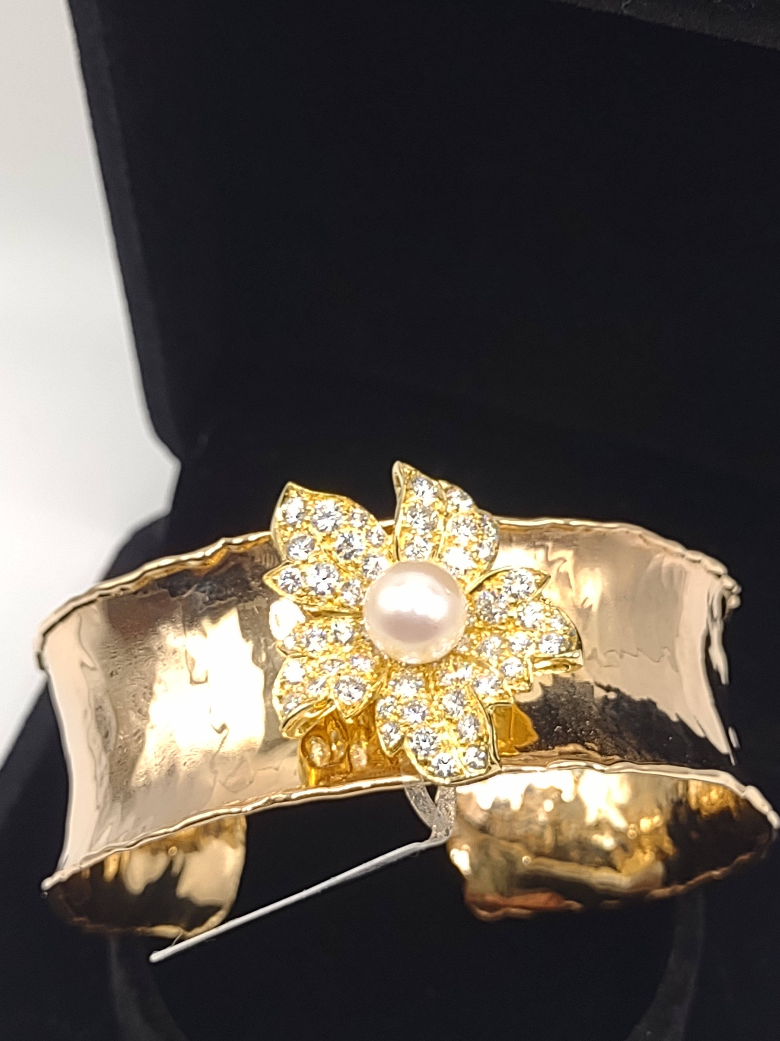 NEWYORKLISTED Vintage Jewelry Collection: The 18K Diamond &amp; Pearl Sunshine Cuff Bracelet – A Radiant Masterpiece - NEWYORKLISTED