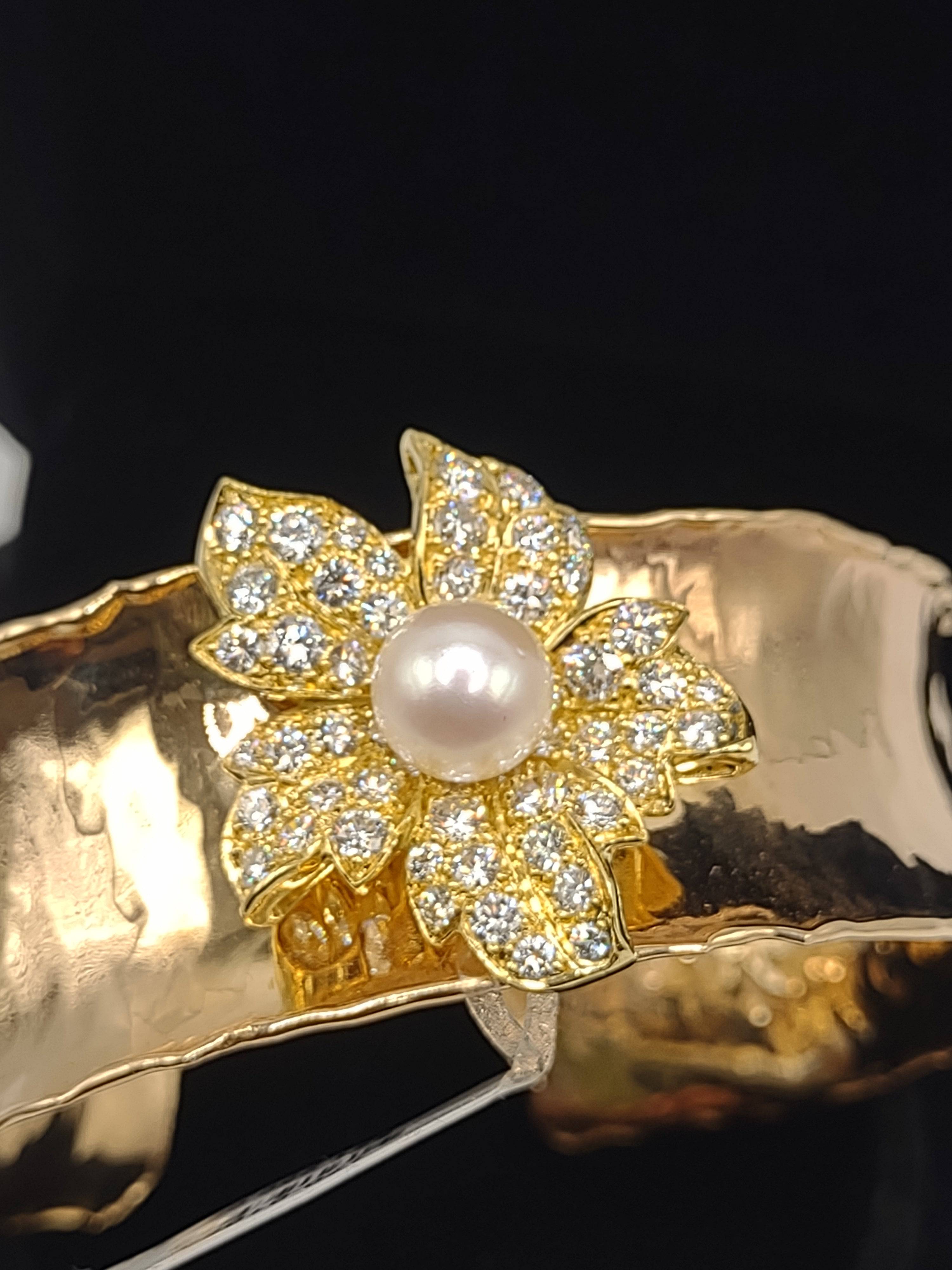NEWYORKLISTED Vintage Jewelry Collection: The 18K Diamond &amp; Pearl Sunshine Cuff Bracelet – A Radiant Masterpiece - NEWYORKLISTED