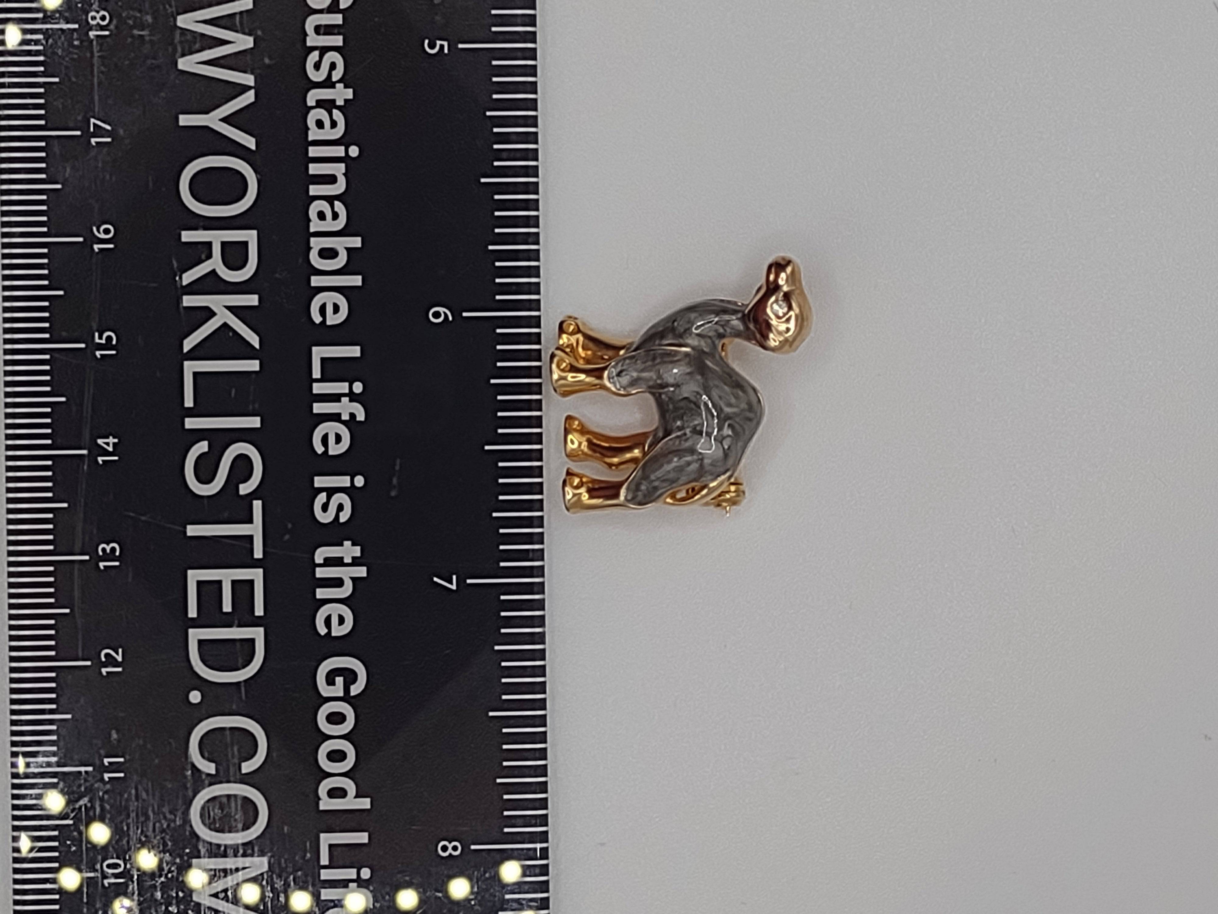 NEWYORKLISTED VINTAGE JEWELRY COLLECTION: Vintage Made in Austria Gold-Plated and Green Enamel Camel Brooch Pin - NEWYORKLISTED