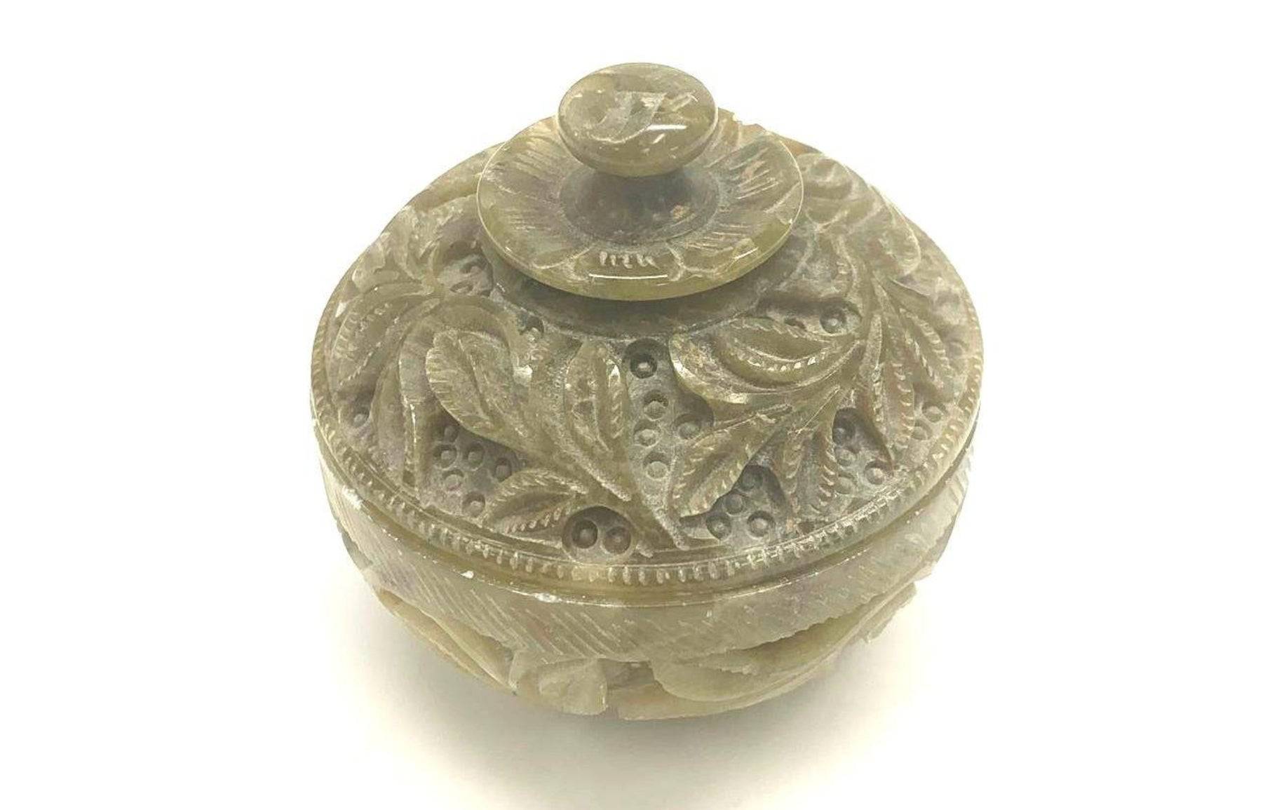 NEWYORKLISTED UNIQUE FINDS COLLECTION: Jade Intricately Carved Round Trinket Bowl - NEWYORKLISTED