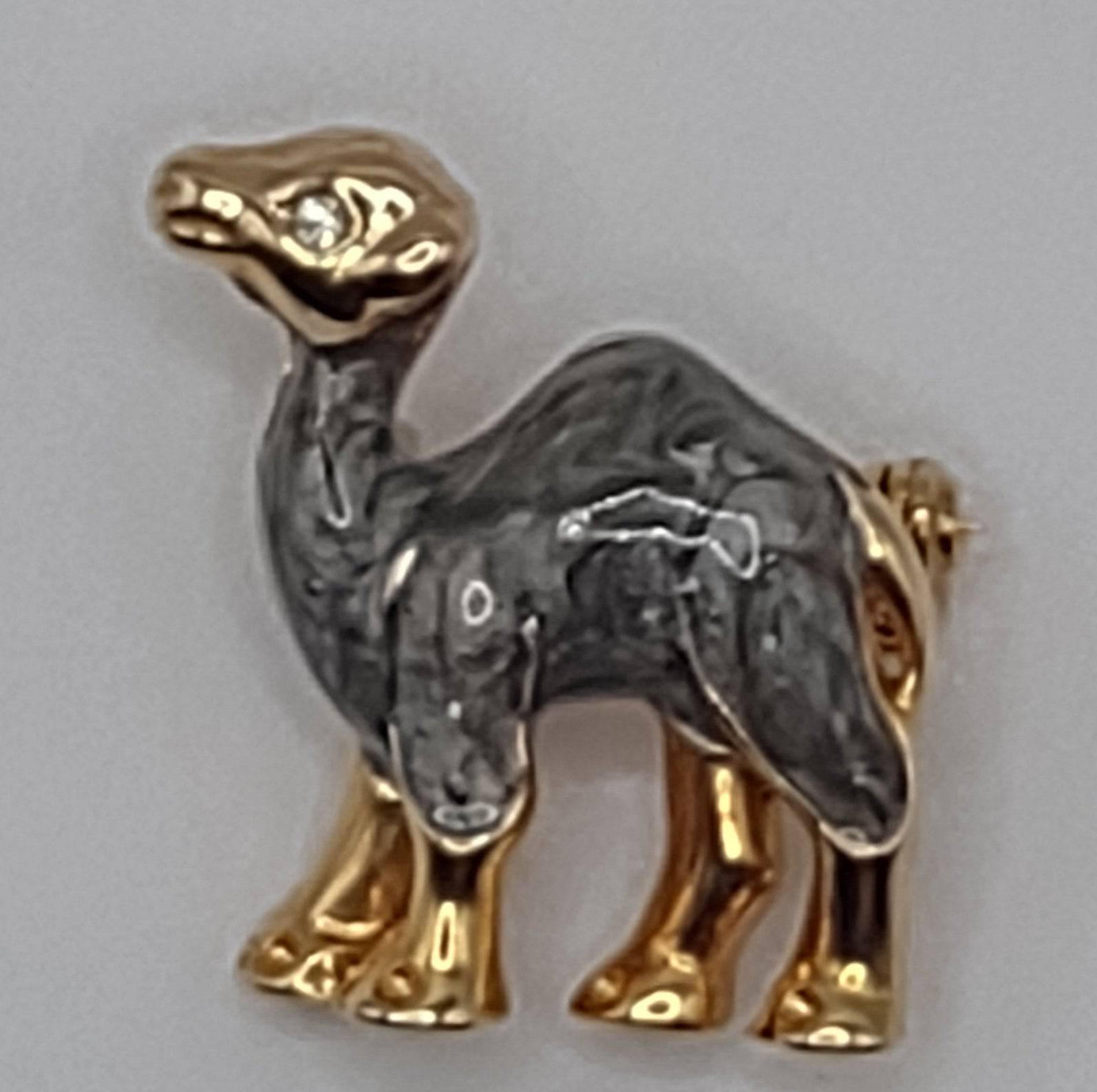 NEWYORKLISTED VINTAGE JEWELRY COLLECTION: Vintage Made in Austria Gold-Plated and Green Enamel Camel Brooch Pin - NEWYORKLISTED
