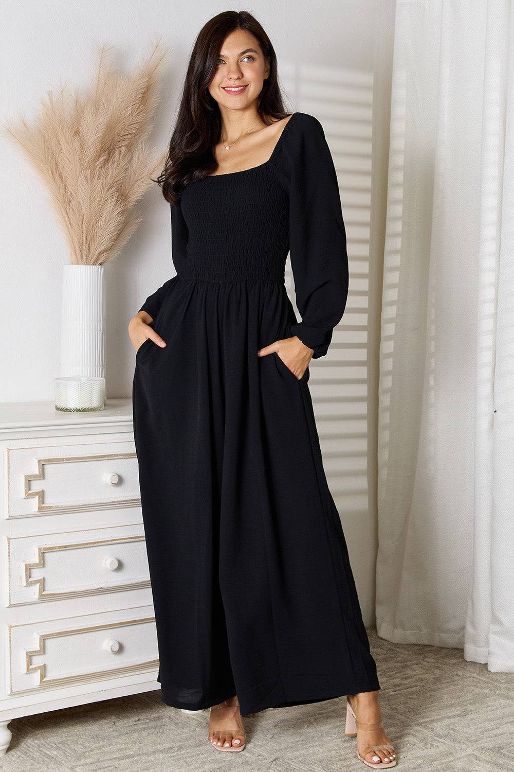 NEWYORKLISTED STYLE COLLECTION: Effortless Elegance Square Neck Jumpsuit with Pockets - NEWYORKLISTED