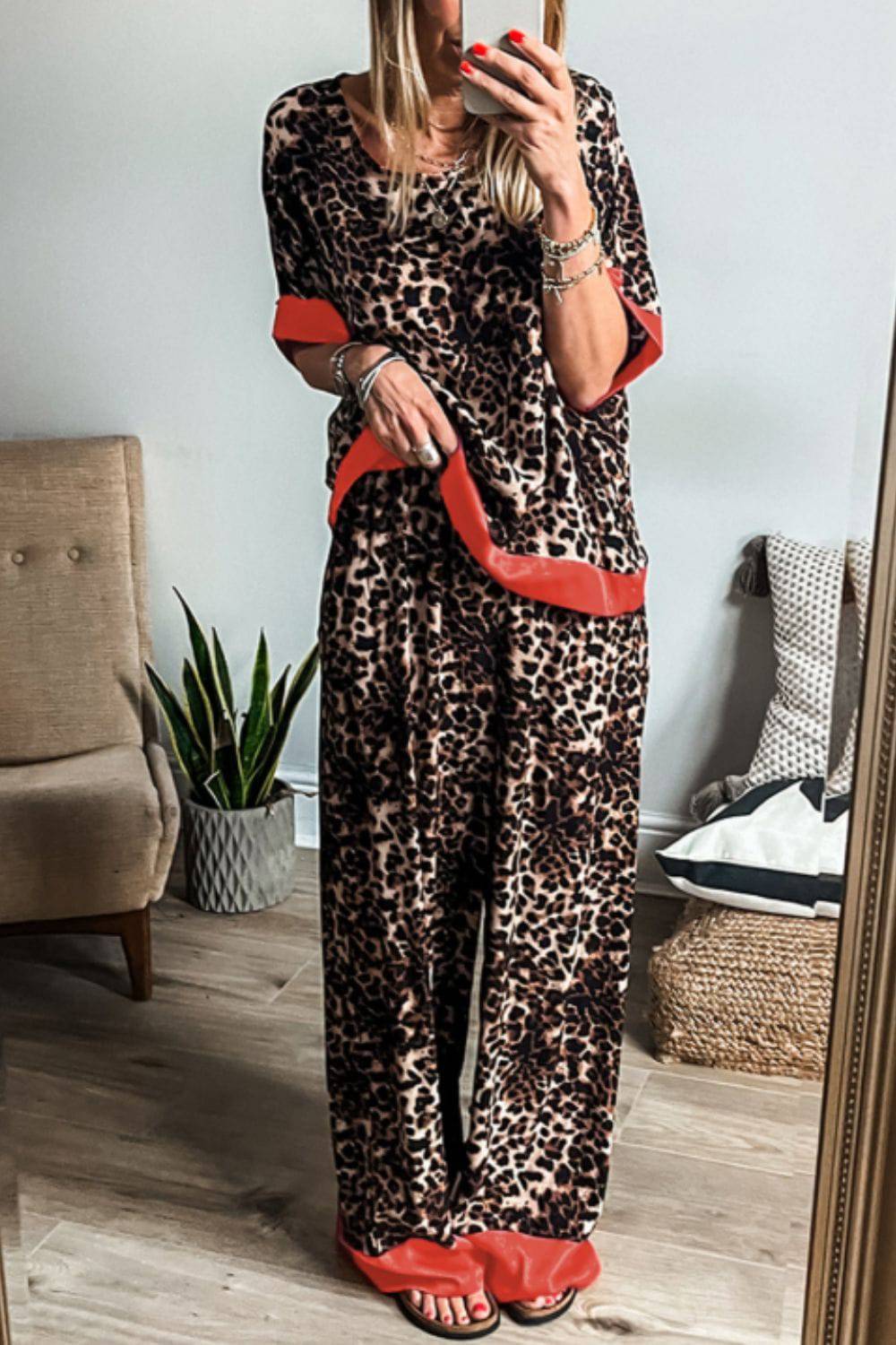 NEWYORKLISTED STYLE COLLECTION: Leopard Print Silky Top and Pants Lounge Set - NEWYORKLISTED