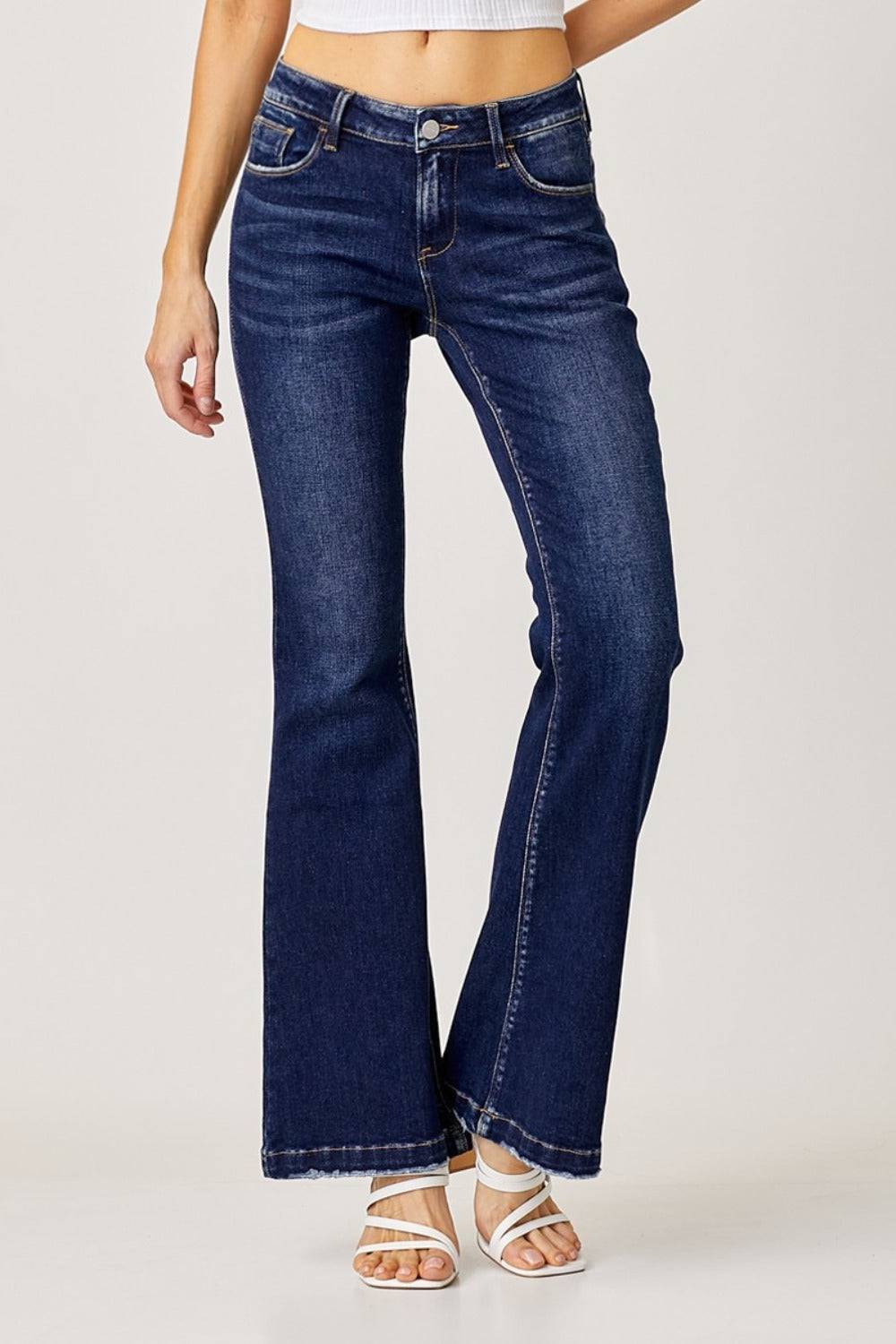 NEWYORKLISTED STYLE COLLECTION: Low Rise Flare Jeans