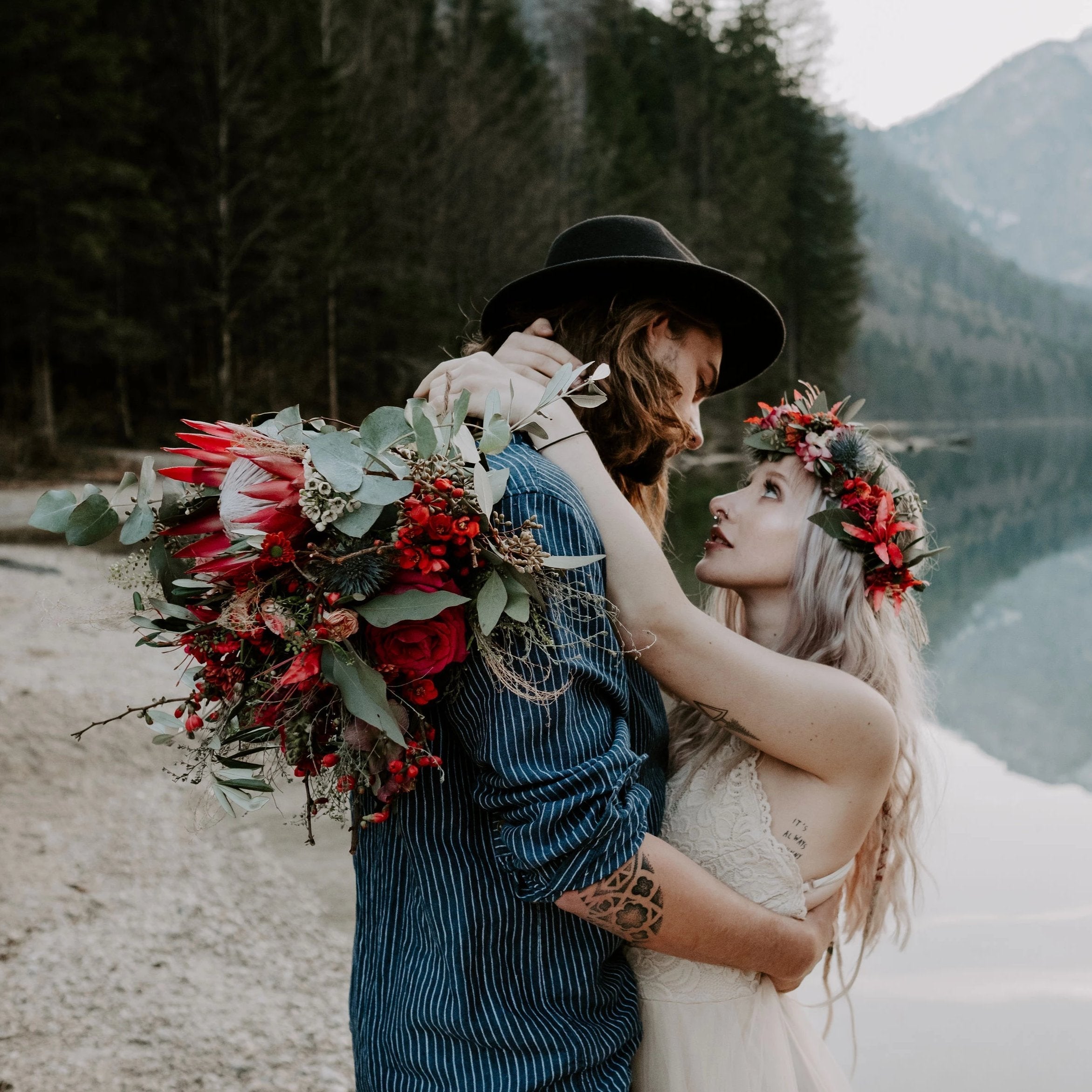 NEWYORKLISTED ELEGANT Bride Collection: Champagne Wedding Dress #1205 - NEWYORKLISTED