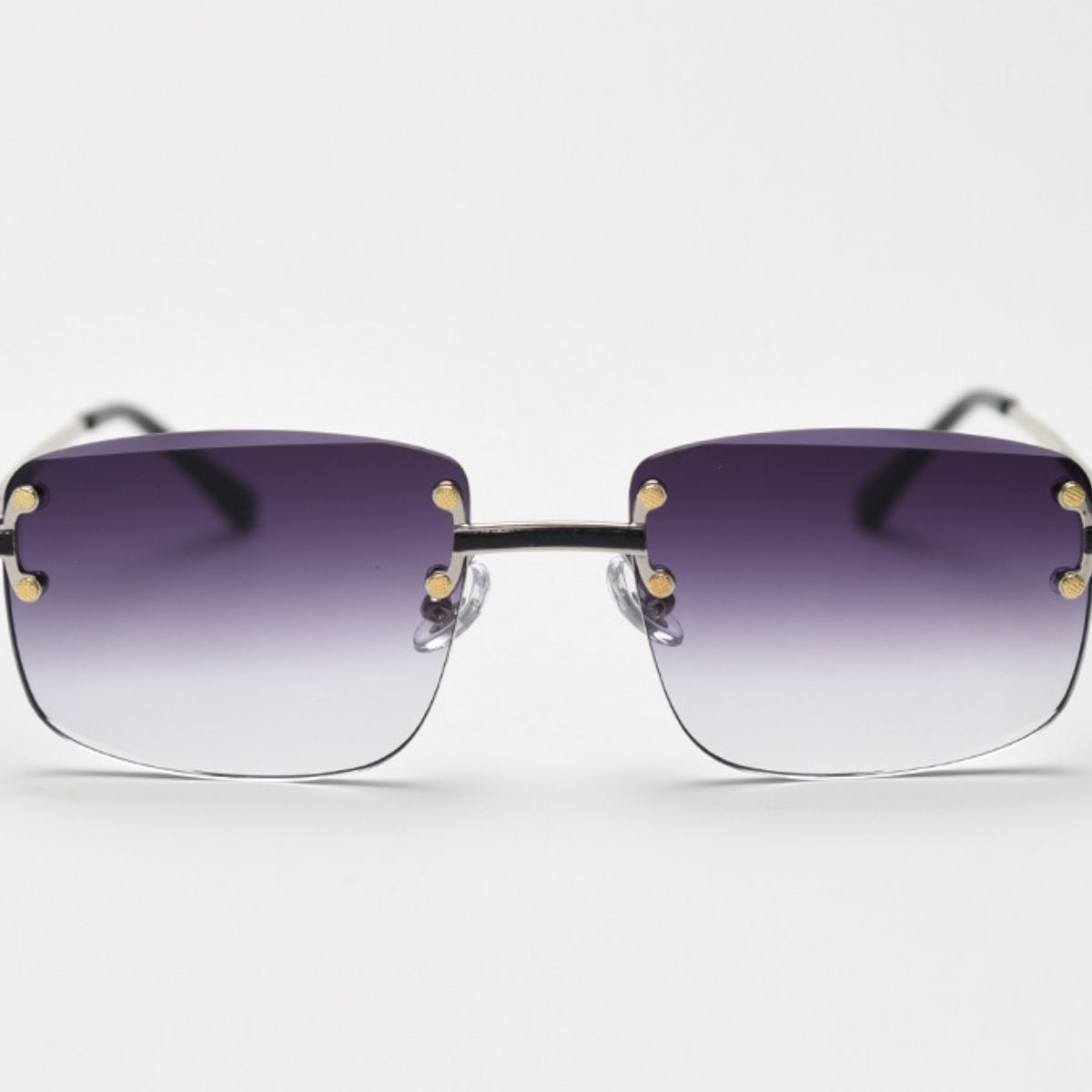 Shades that do the talking. 🕶️ The Sexy Wire Shades are live — shop the NEWYORKLISTED STYLE COLLECTION now at NEWYORKLISTED.COM."