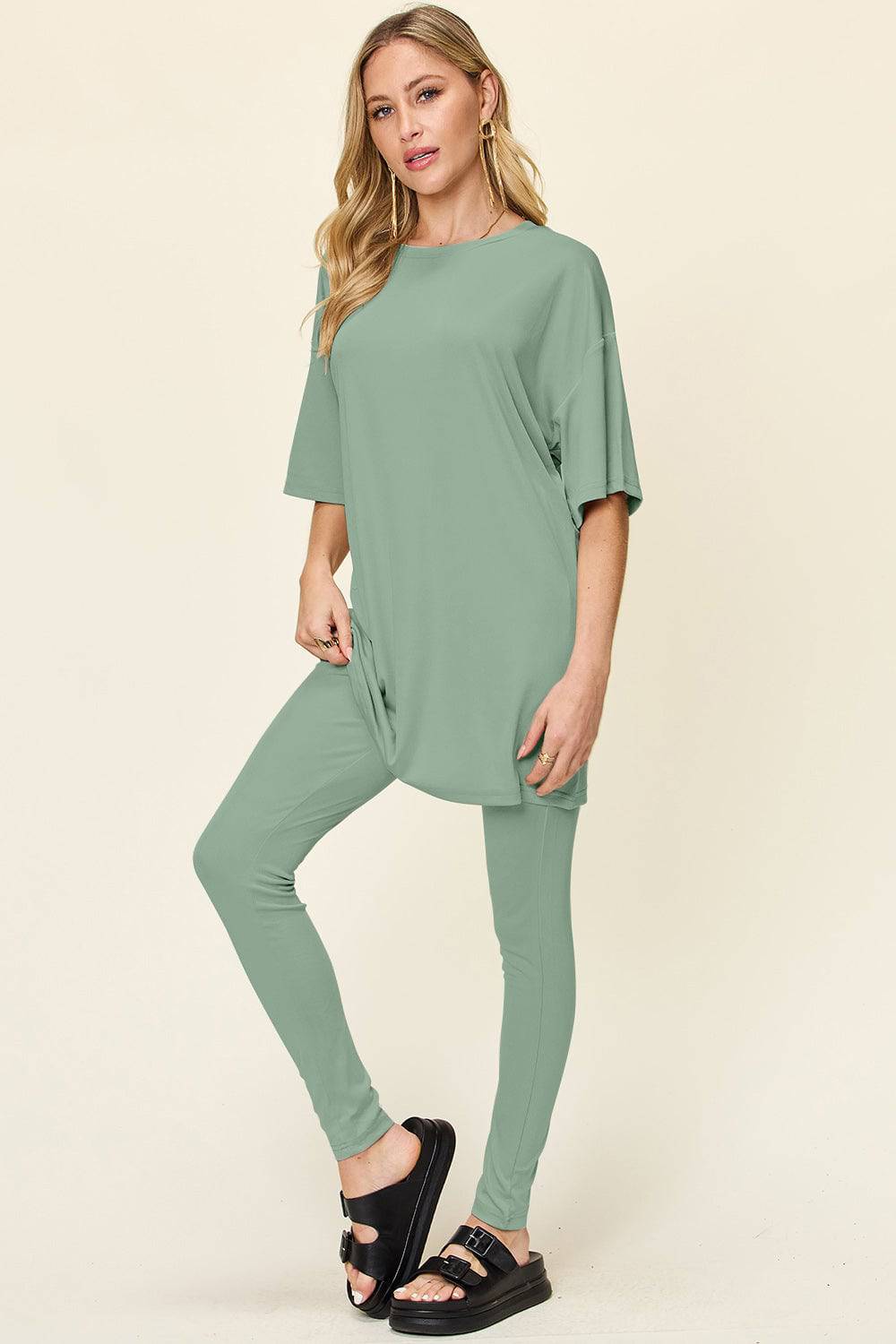 NEWYORKLISTED STYLE COLLECTION:  Round Neck Dropped Shoulder T-Shirt and Leggings Set - NEWYORKLISTED