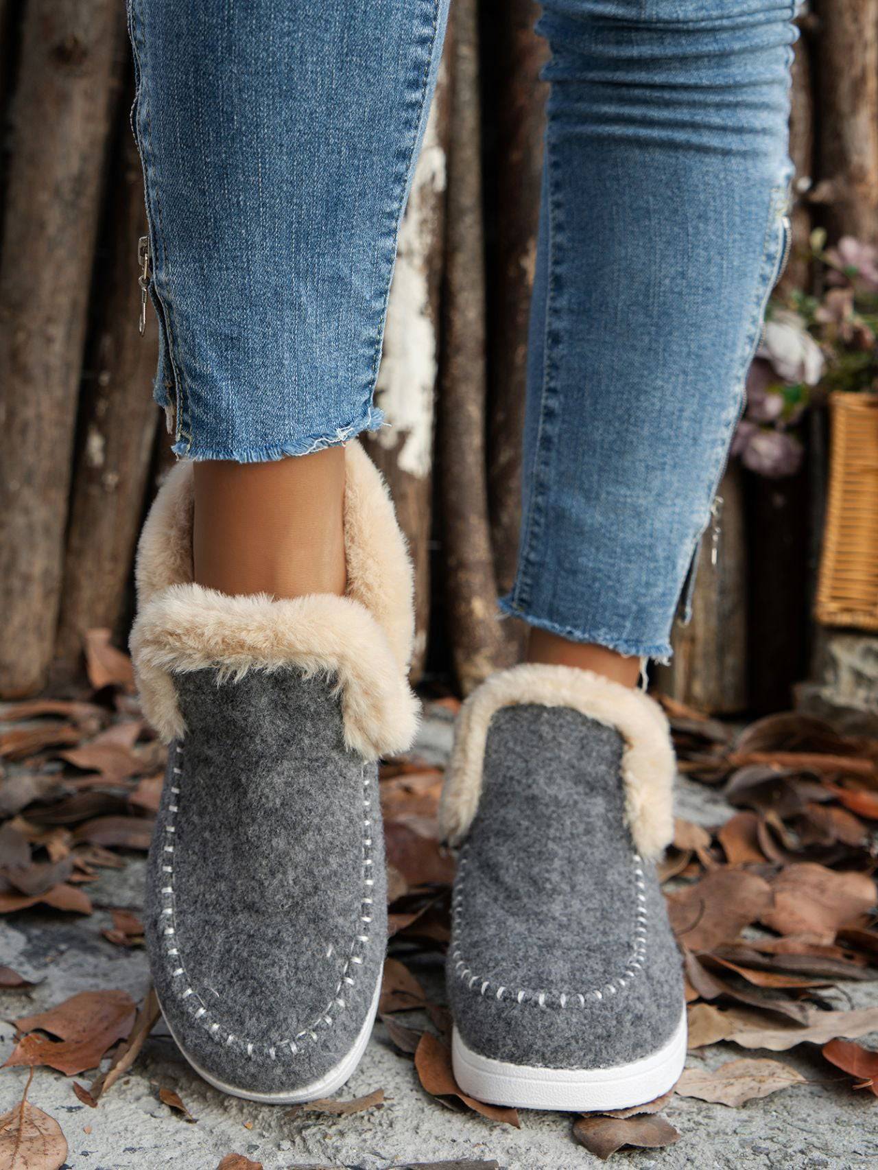 NEWYORKLISTED STYLE COLLECTION: Furry Suede Comfort Flats - NEWYORKLISTED