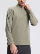 NEWYORKLISTED ATLAS MEN's COLLECTION: Person wearing a green long-sleeve shirt on a white background
