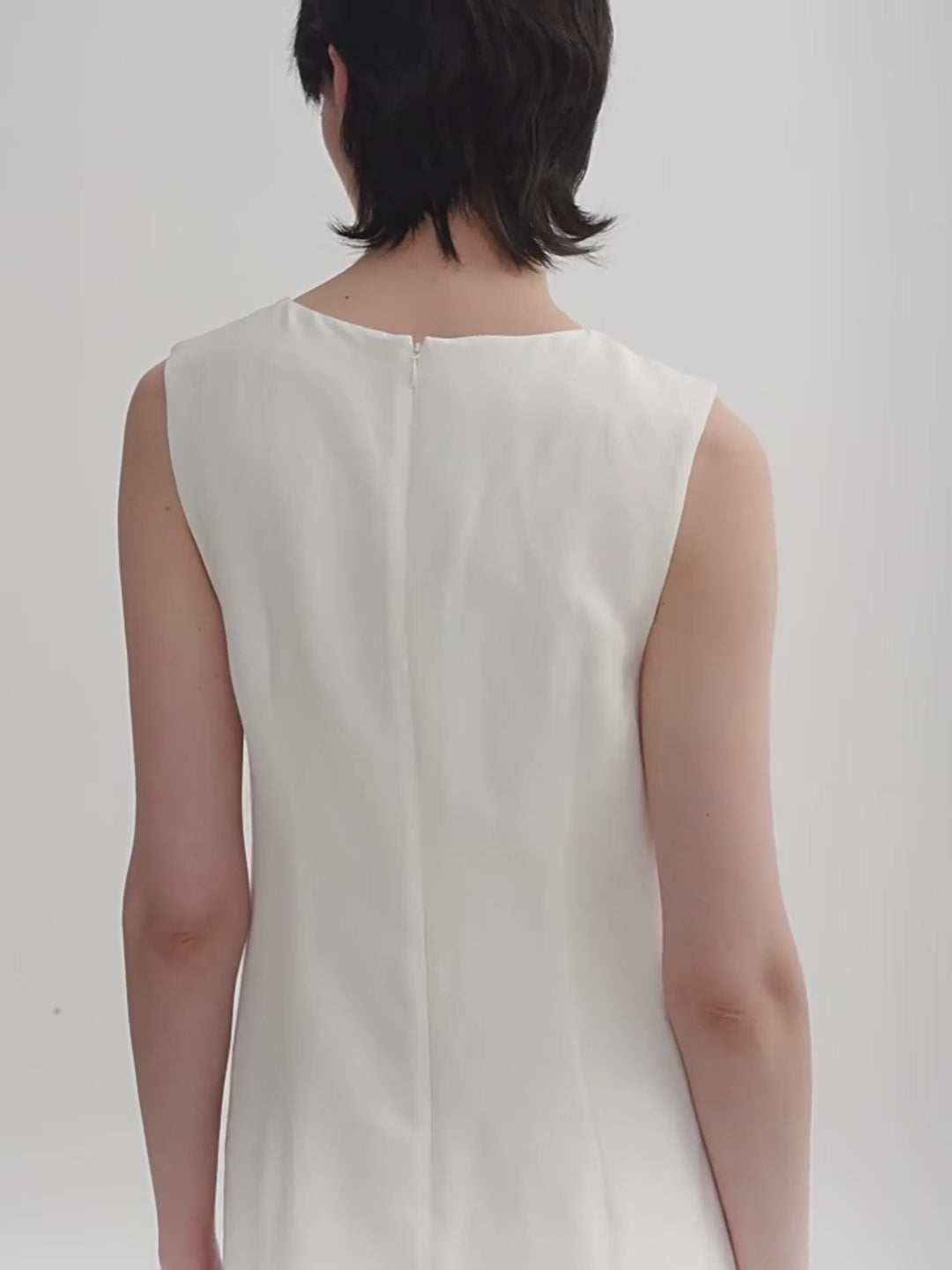 Mulberry Silk Sleeveless Round Neck Oblique Pleated A-Line White Dress - NEWYORKLISTED